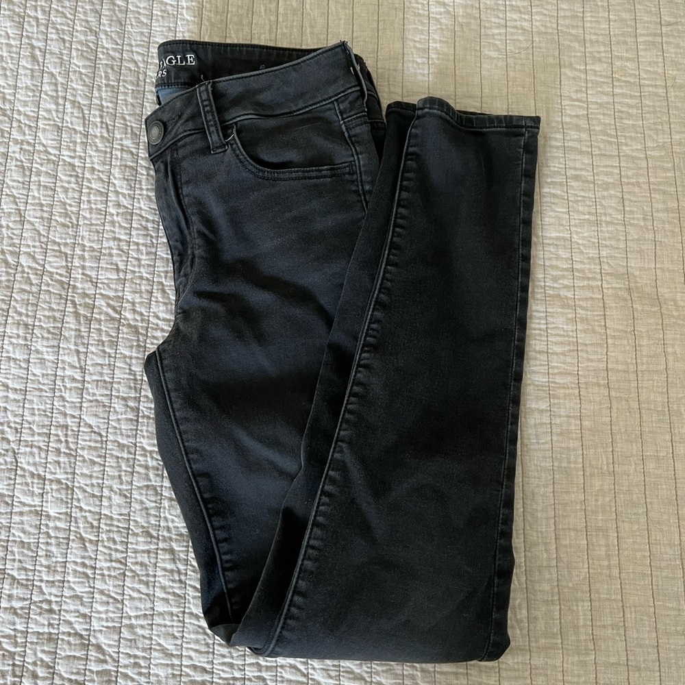 Black American Eagle Jegging Jeans